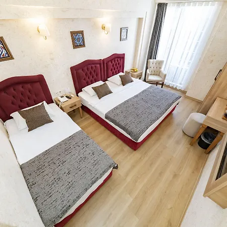 Hotel Konur 3*