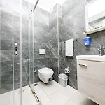 Otel Konur 3*
